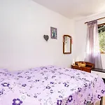 Stunning Home In Pupnat With House Sea View Feriehus Pupnat