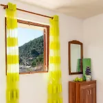 Stunning In With House Sea View Vakantiehuis *
