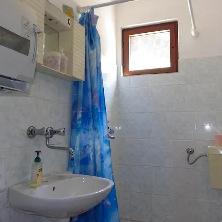 펜션 Gorgeous Home In Pupnat With House Sea View
