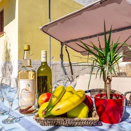 4 Bedroom Awesome In * Pupnat