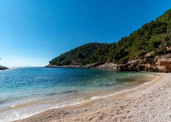 Holiday home 4 Bedroom Awesome In Pupnat