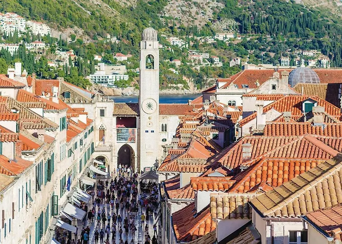 4 Bedroom Awesome In * Pupnat